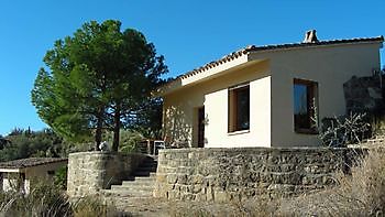 ¿Buscas aventura en un hermoso entorno? Ceitón fishing holidays off grid cottage rental